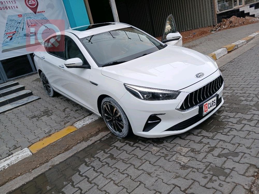 جاك J7